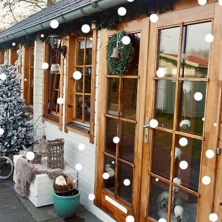 Вилла Tiny Botanic House Tzummarum Экстерьер фото